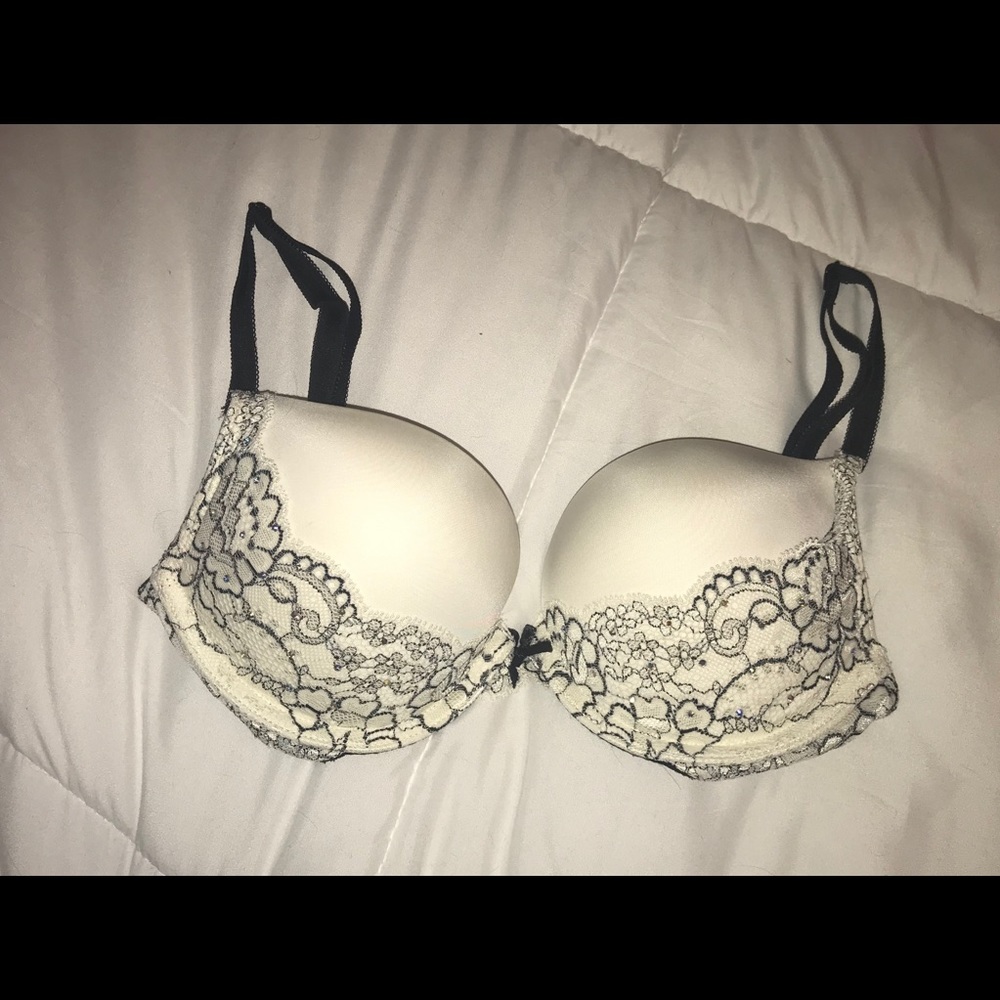 Victoria Secret Push-up Bra